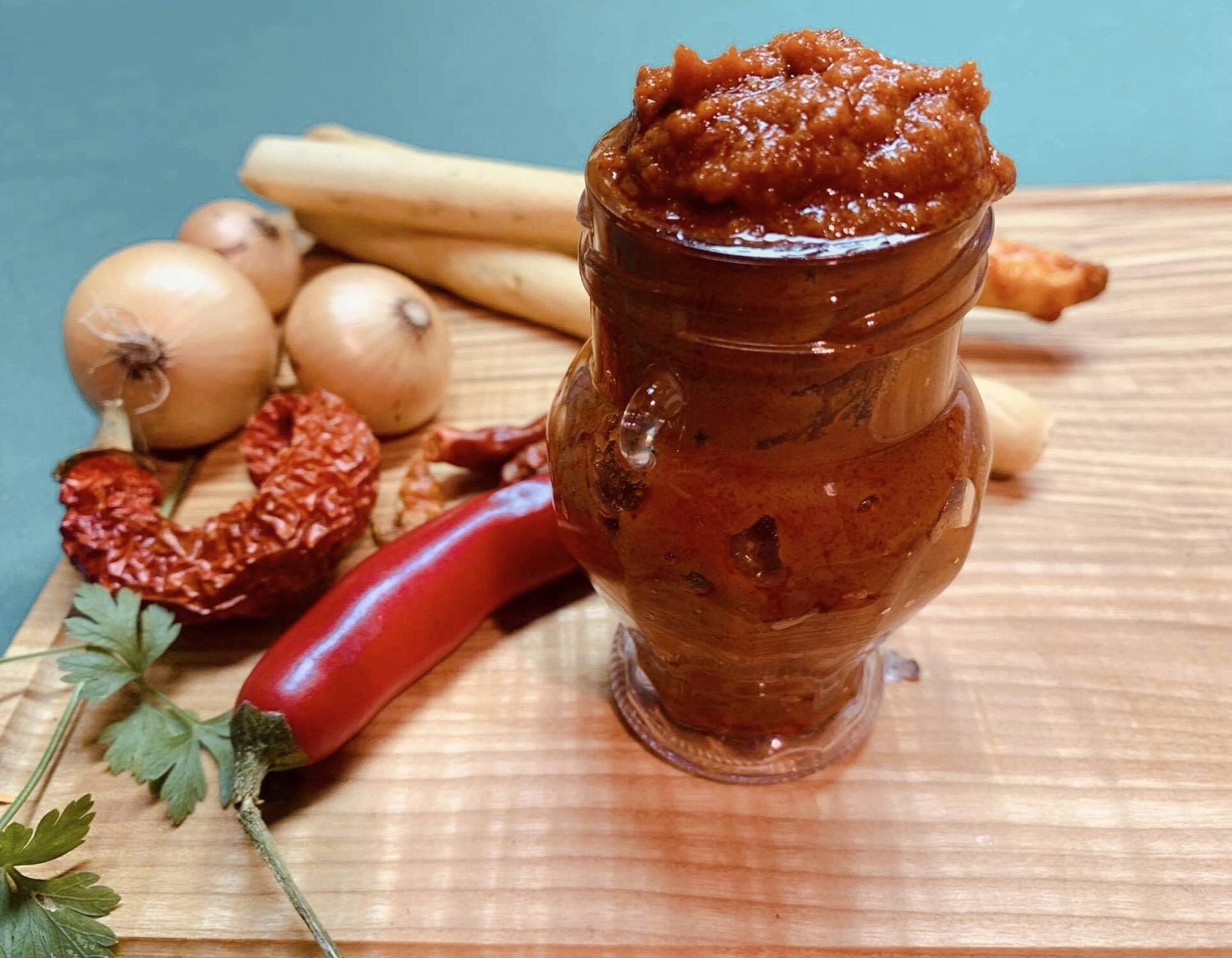 Przepis na pastę harissa